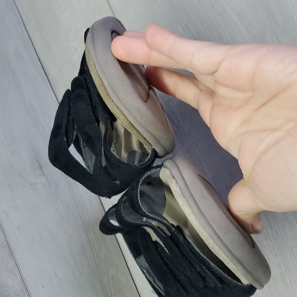 Clarks Cushion Comfort Soft Strappy Sandals shoes sz 9.5W - Picture 3 of 10